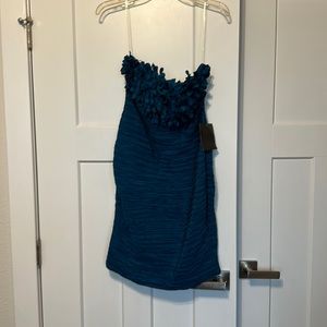 Green strapless dress